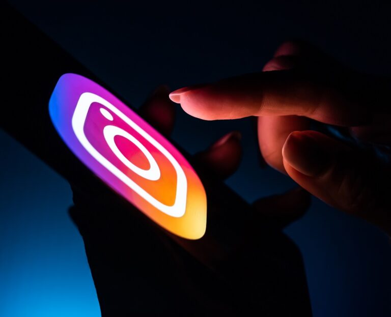 Azonnali bejelentést tett az Instagram egy súlyos ügy miatt