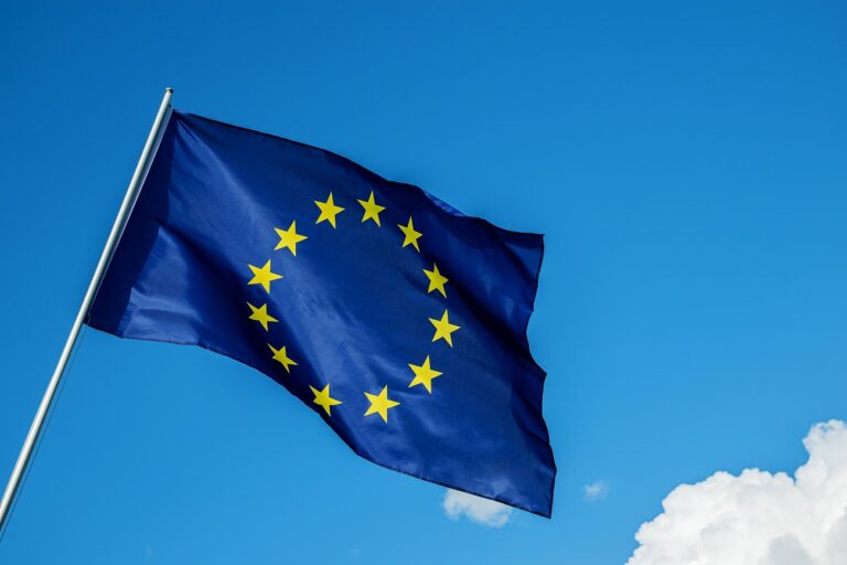 Rendkívüli felszólítást küldött az EU Izraelnek