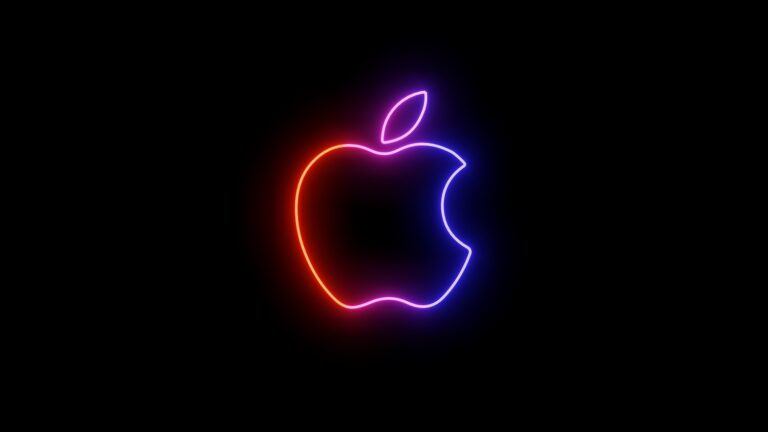 Egyetlen színben debütálhat az Apple hajlítható iPhone-ja