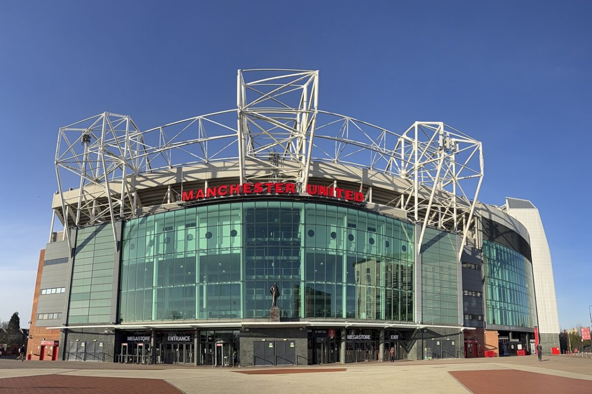 Hatalmas dobásra készül a Manchester United az Old Trafford árnyékában