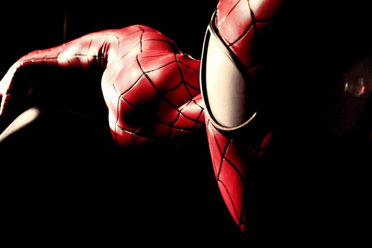Egy teljesen új Pókember érkezik, mégis Tom Holland marad a főszerepben